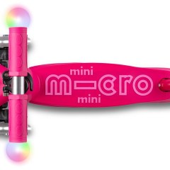 trjokhkoljosnyj-samokat-micro-mini2grow-deluxe-magic-led-27
